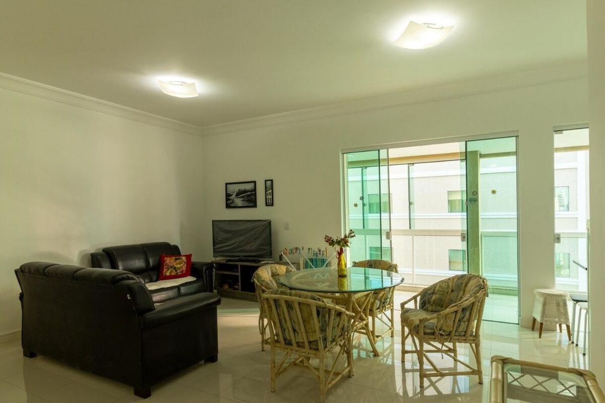 Curtindo Meia Praia Das Alturas Appartamento Itapema Esterno foto