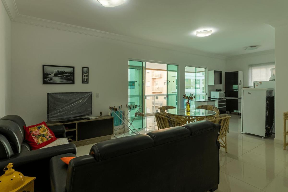 Curtindo Meia Praia Das Alturas Appartamento Itapema Esterno foto